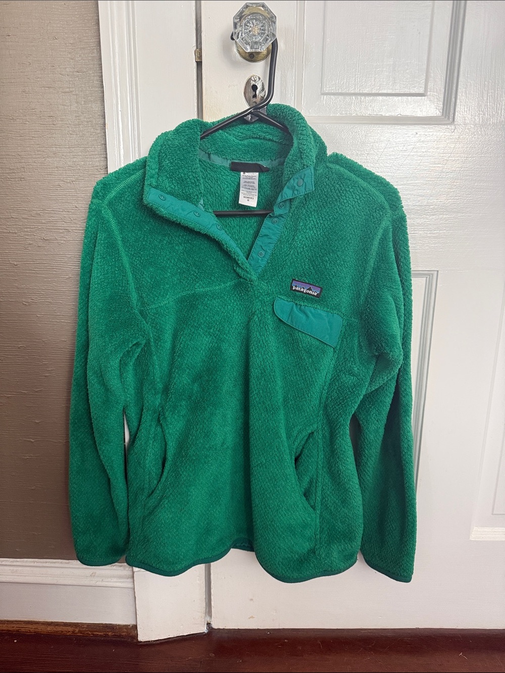 Patagonia women’s Green Snap-T Fleece Pullover